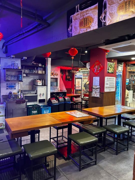 혜화동 대학가, 인테리어 및 시설 깔끔한 요리주점 매물의 2번째 사진