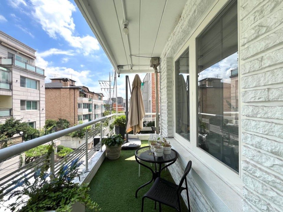 한남동 럭셔리 상권, 사운즈한남-마르지엘라 등, 멋진 주택형 근생 통임대 매물의 14번째 사진