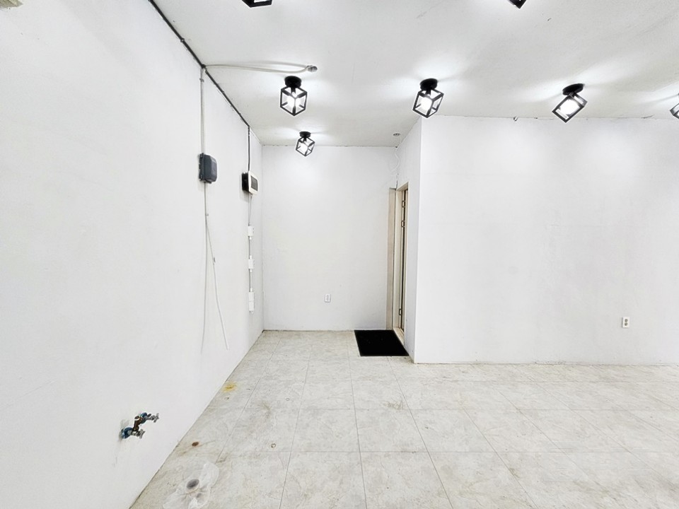 JS 신축급 1층 상가/사무실임대! 전용주차 1대 매물의 7번째 사진