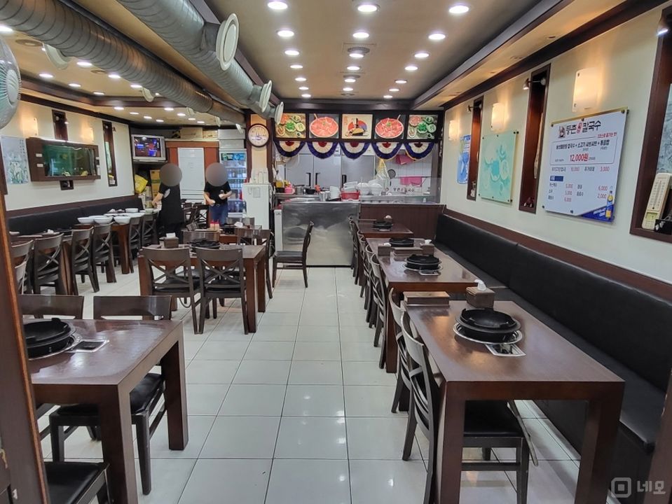 관철동 종각역 역세권, 주방 시설 완비, 매출 좋은 칼국수집 매물의 1번째 사진