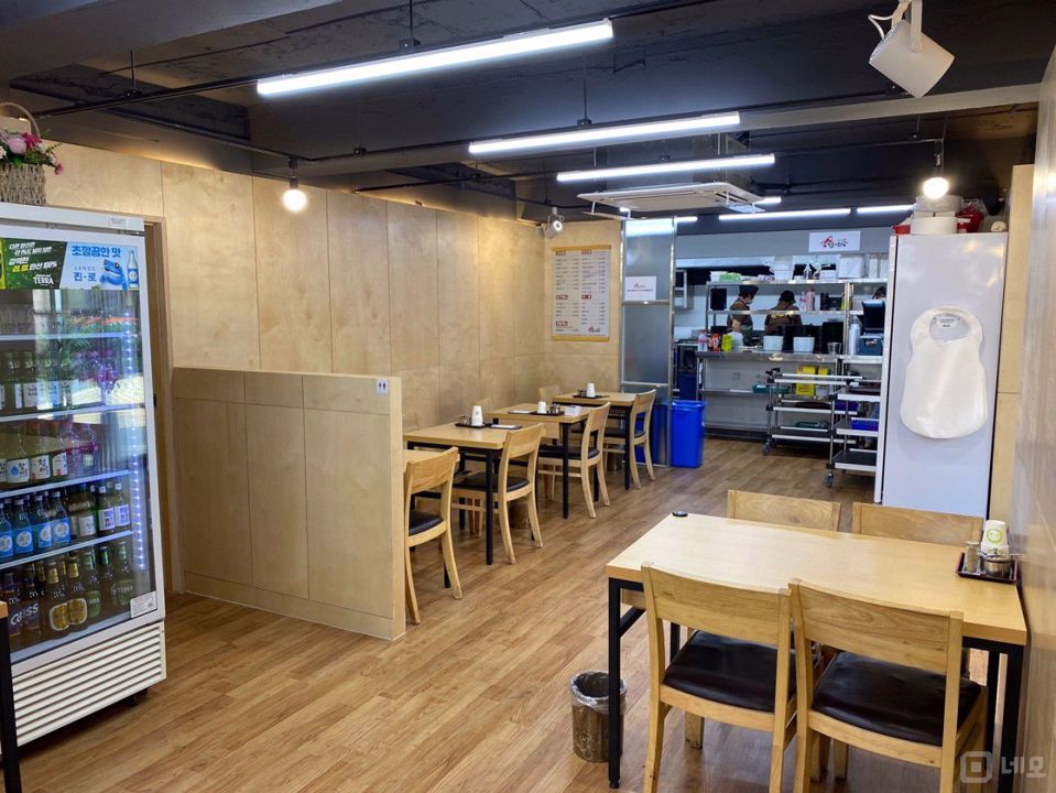 선릉역 역세권, 깔끔한 인테리어, 단골고객 많은 순댓국 전문점 매물의 2번째 사진