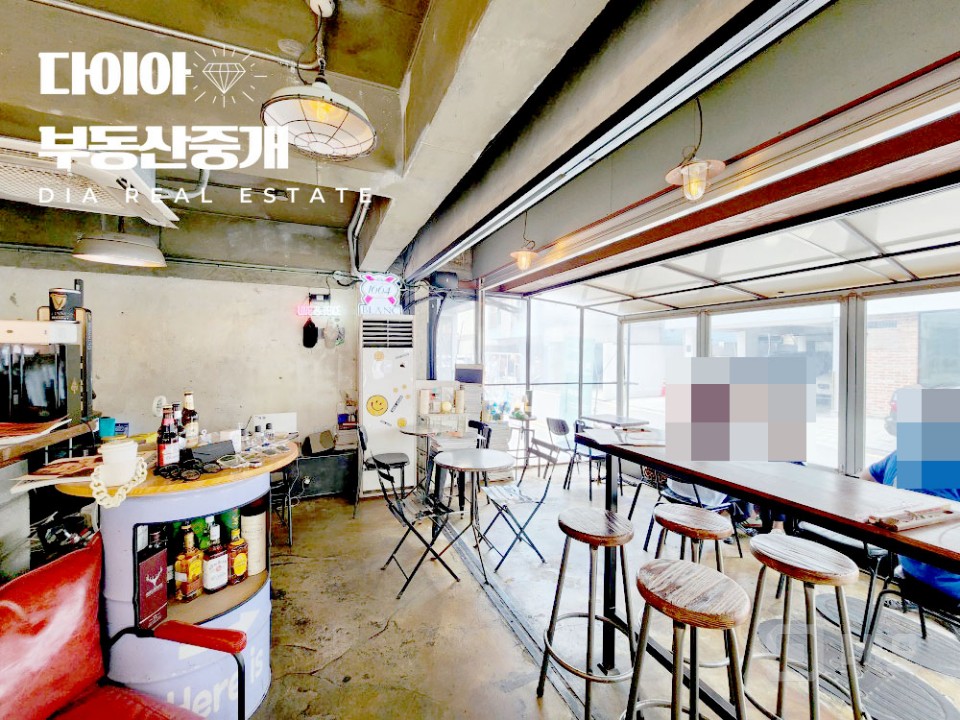 DIA 맛집 즐비한거리 아주 약간의 권리로 자리 잡으세요 매물의 2번째 사진