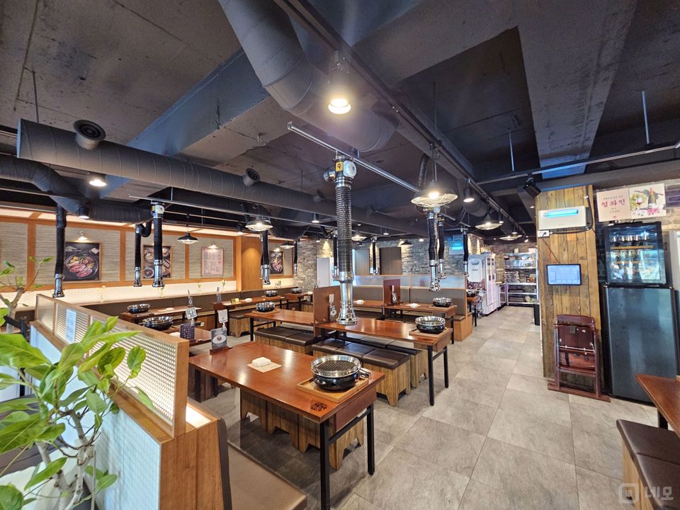 유동인구 많은 수락디자인거리 1층 고깃집 매물의 4번째 사진