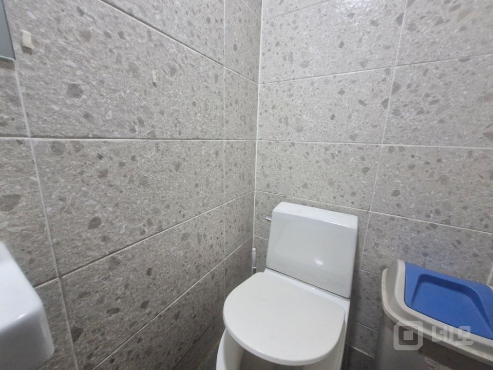 🔥 강남 핵심 번화가 3층, 인기 맛집 위 상권 시너지 최강 입지! 매물의 10번째 사진