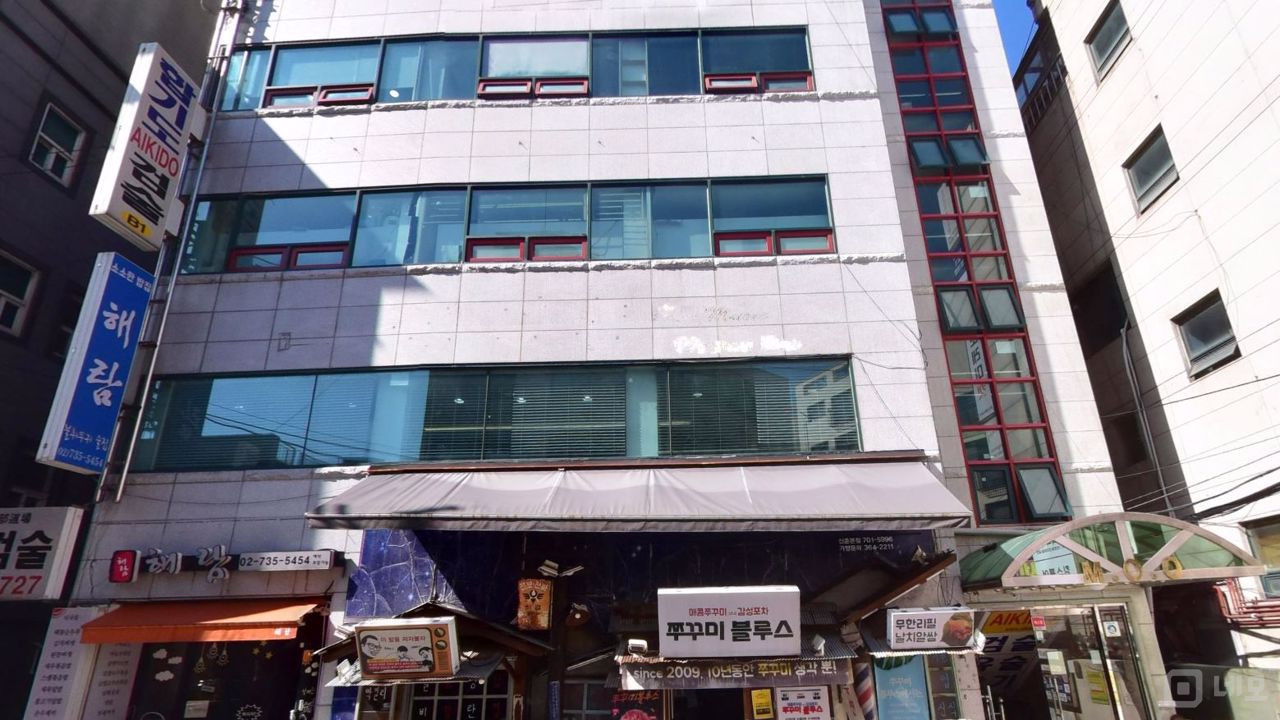 신촌역 초역세권, 10년 영업, 고정회원 많은 독서실 매물의 9번째 사진