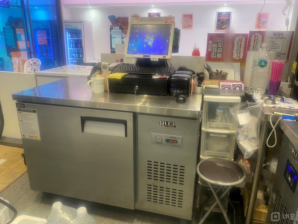 일산동구 장항동, 초역세권 유동인구 많은 대로변 1층 버거 전문 매물의 5번째 사진