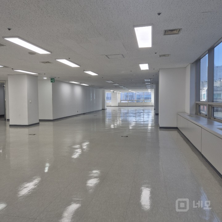 💕삼성동 I 쾌적한 화이트톤 인테리어 I 빠른 계약 예상되는 사무실 매물의 2번째 사진