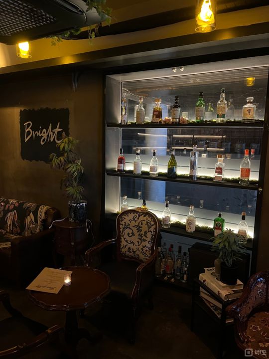 상수동 상수역 역세권, SNS 핫플레이스, 입소문 듣고 찾아오는 바 매물의 4번째 사진