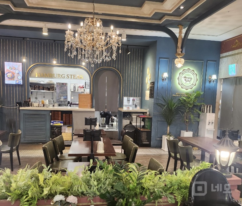용인 핵심 상권 쇼핑몰 내 경양식 레스토랑 사정상 급매! 매물의 1번째 사진