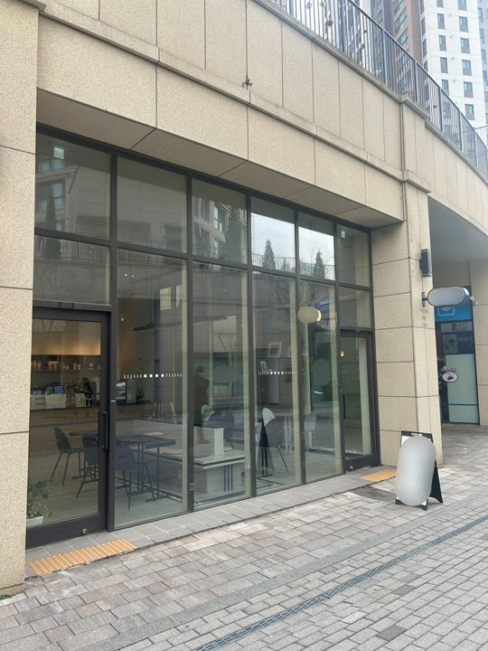 영등포동 영등포시장역 역세권, 고급스러운 인테리어의 카페 매물의 6번째 사진