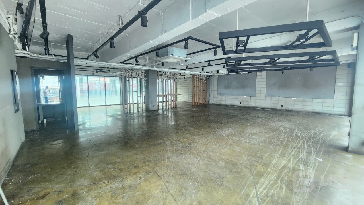 무권리💗건대초역세권💗320평💗대로변💗통임대 매물의 5번째 사진