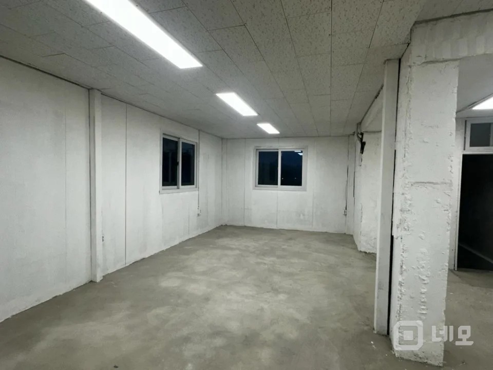동대문구 전철역 1분거리 대로변 상가 사무실 임대  매물의 1번째 사진