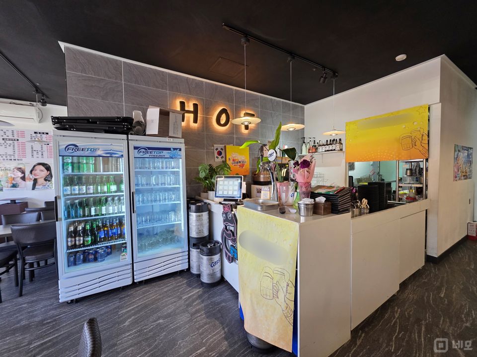 하월곡동 월곡역 초역세권, 깔끔한 인테리어, 주방 시설 완비된 호프집 매물의 1번째 사진