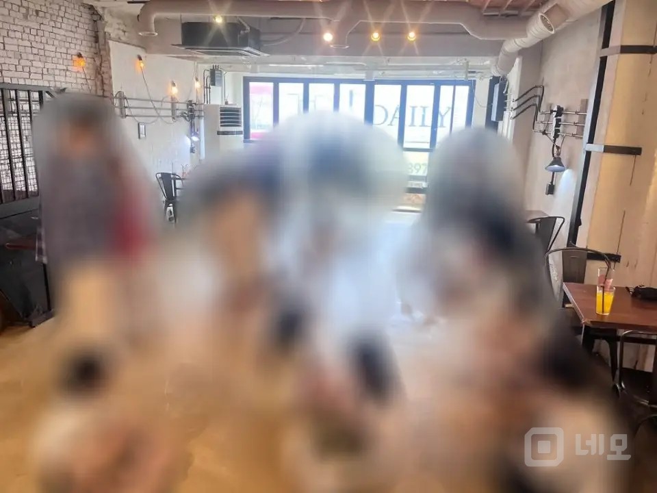 건물 통으로 쓰는 카페 매물의 5번째 사진
