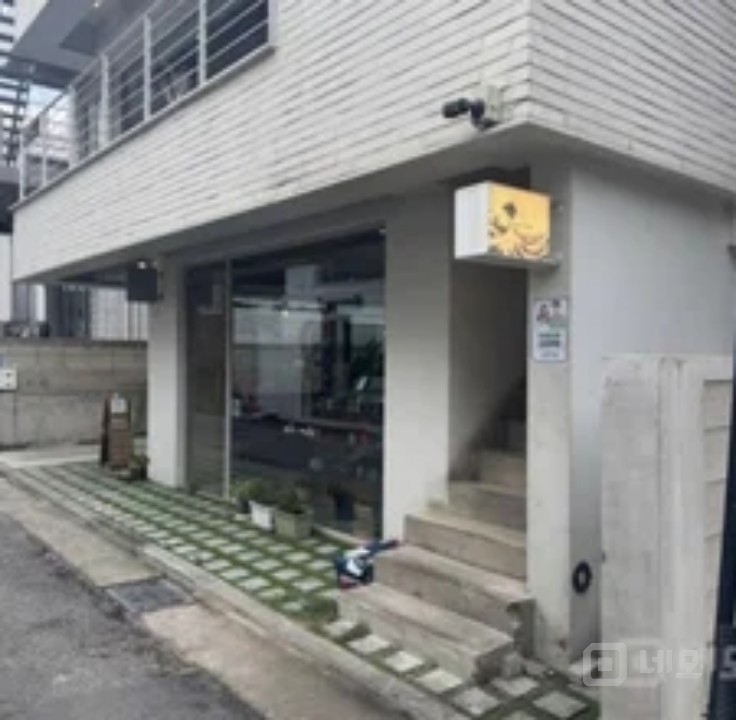 연남동 일식다이닝 양도합니다. 매물의 10번째 사진