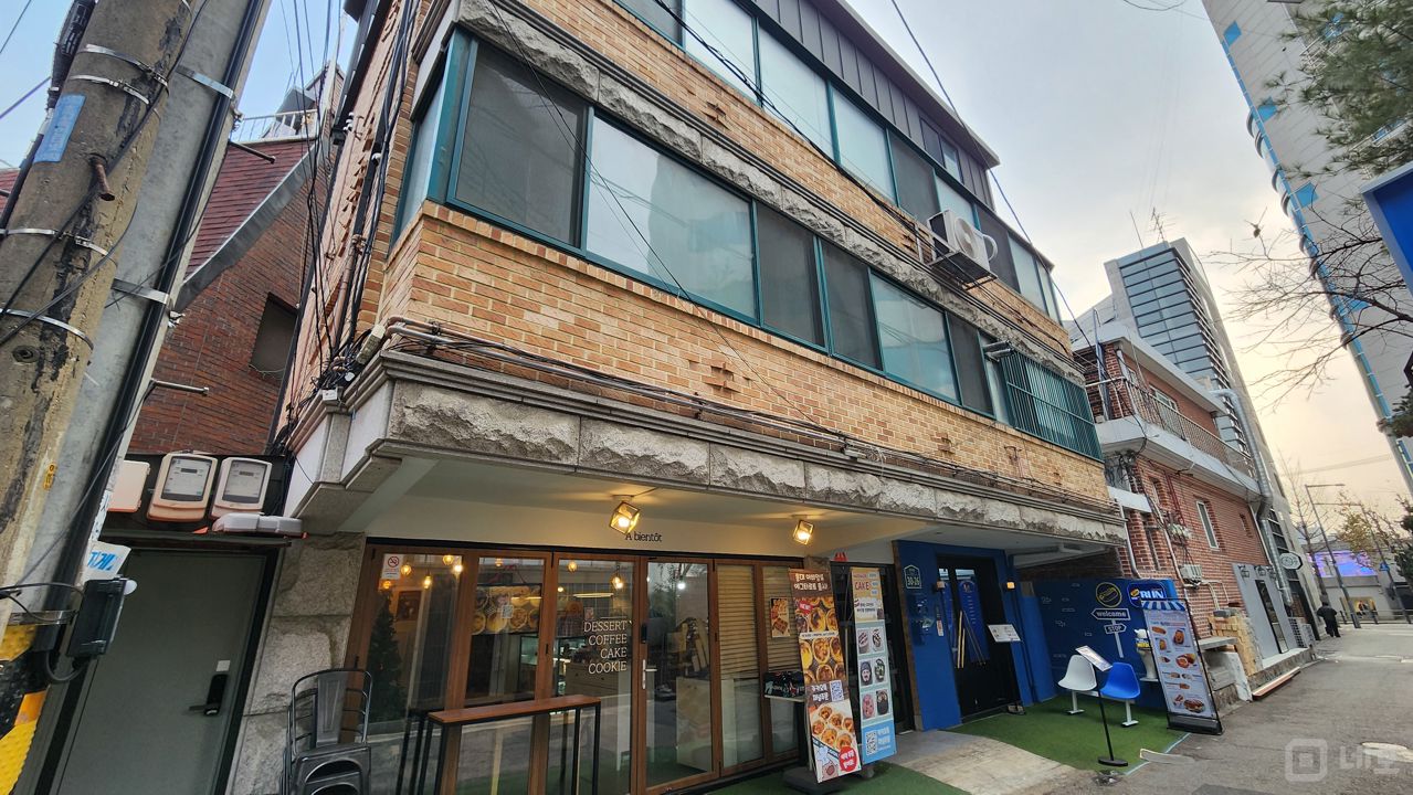 서교동 합정역 역세권, SNS 핫플레이스, 입소문 듣고 찾아오는 핫도그집 매물의 7번째 사진