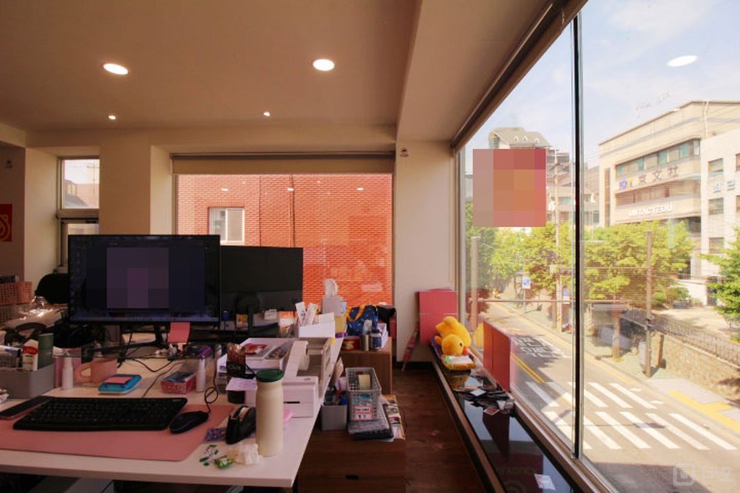 ★2개층 복층 홍대사무실 공원인근 전면 통창 개방감 굿!!★ 매물의 5번째 사진