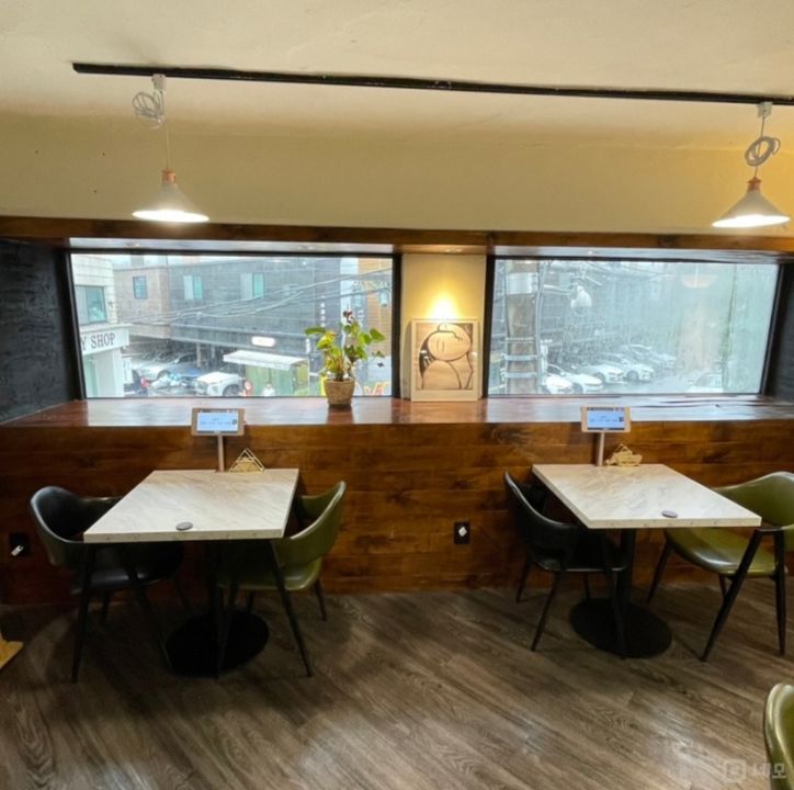 더블역세권, 유동인구 많은 번화가상권에 위치한 1층 음식점 매물의 2번째 사진