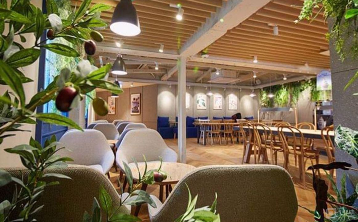 대학가상권, 유동인구 많은 명륜4가 통임대 매물의 1번째 사진