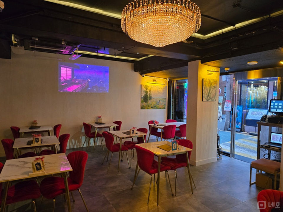 화양동 건대입구역 역세권, SNS 핫플레이스, 대학생 고객 많은 요리주점 매물의 2번째 사진