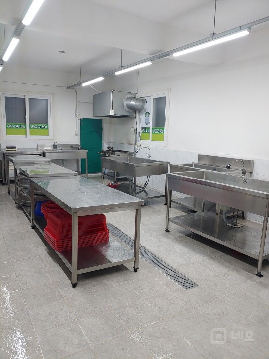 주방시설완비/ 바로 영업가능 매물의 3번째 사진