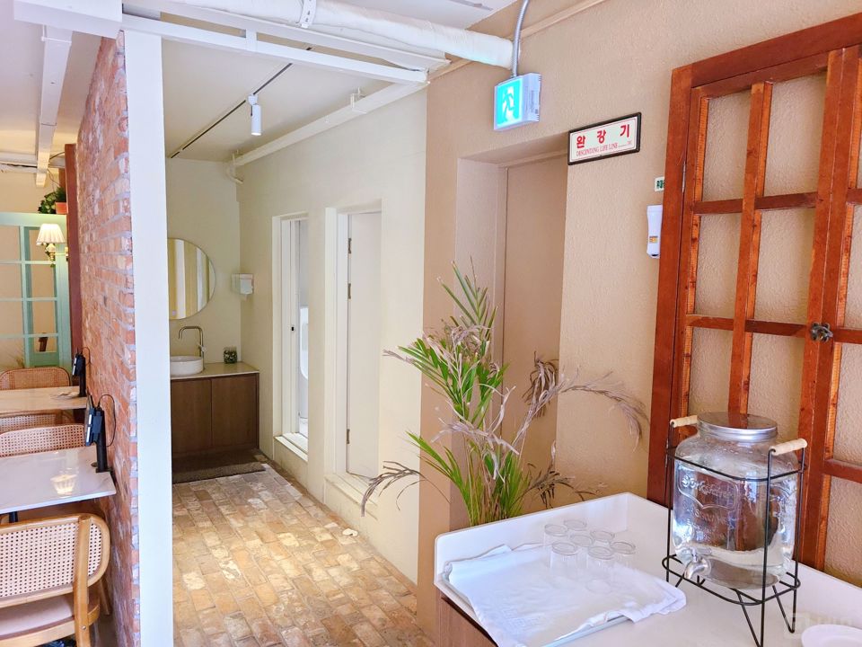 화양동 건물 전체 사용중인 BAR 매물의 6번째 사진