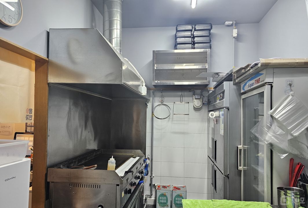 대로변 1층, 아이파크아파트 단지 내 상가에 위치한 역세권 갈매동 전집 매물의 5번째 사진