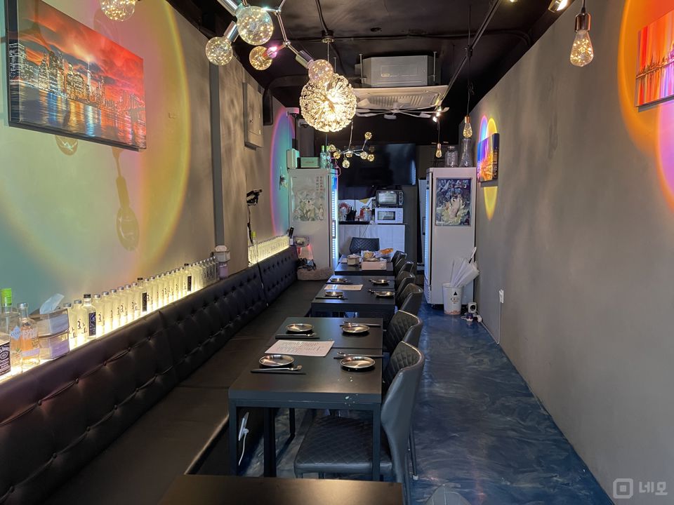 봉천동 매력적인 인테리어, 다양하게 이용 가능한 요리주점 매물의 3번째 사진
