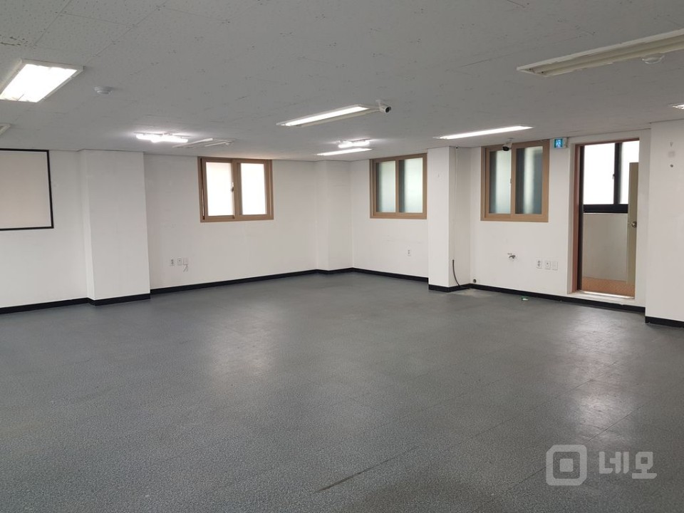 평수대비월세파격매물내부화장실통베란다엘베유주차편리법인및쇼핑몰완전강추빨리오셈 매물의 5번째 사진