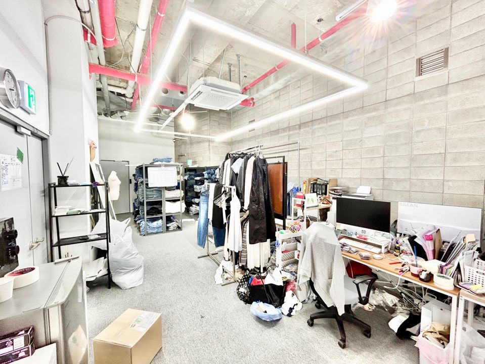 # 2023년 신축건물/ 실 27평/ 층고 4미터 이상/ 주차 1대 매물의 2번째 사진