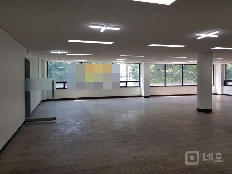 대형평수엘베유남여화장실구분햇빛잘들어옴법인사무실및대형쇼핑몰추천 매물의 13번째 사진