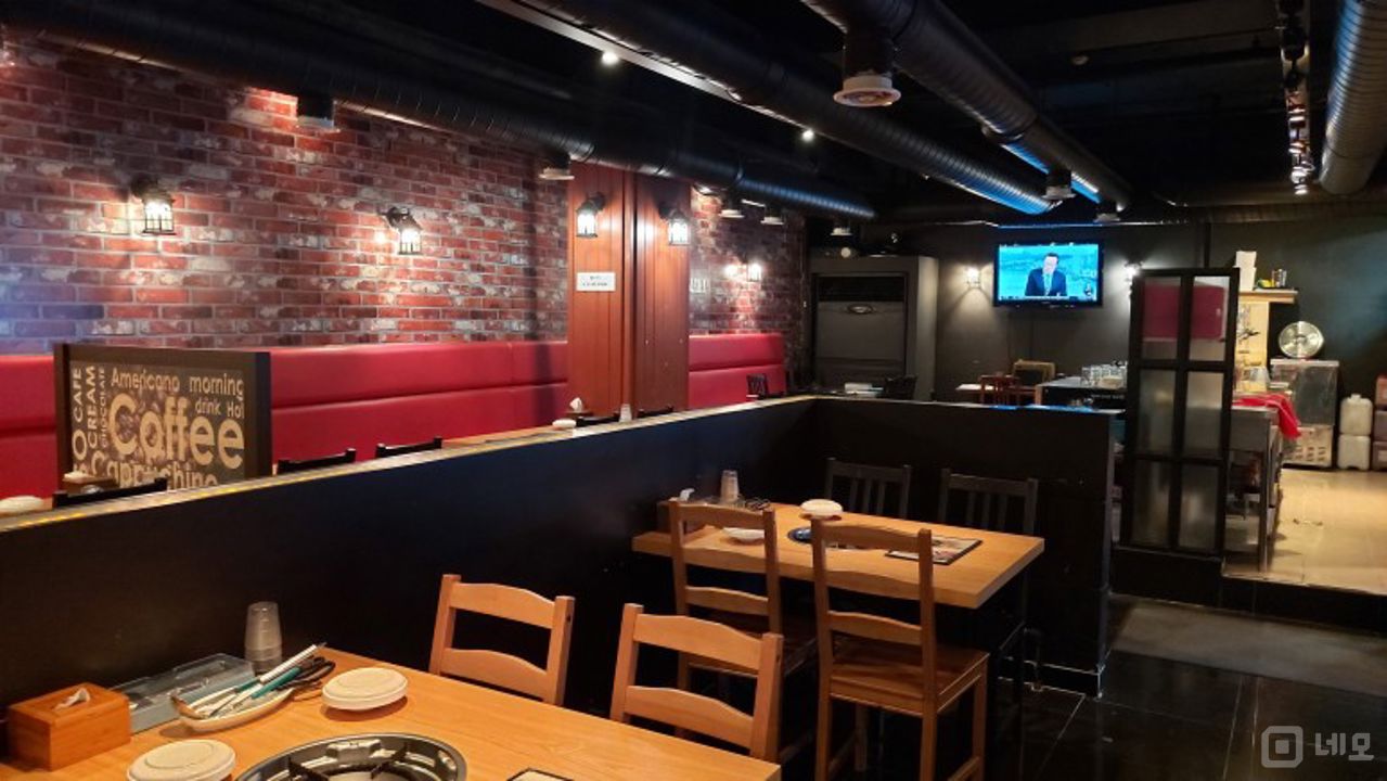신림동 서울대벤처타운역 역세권, 매출 잘 나오는 샤브샤브 전문점 매물의 2번째 사진