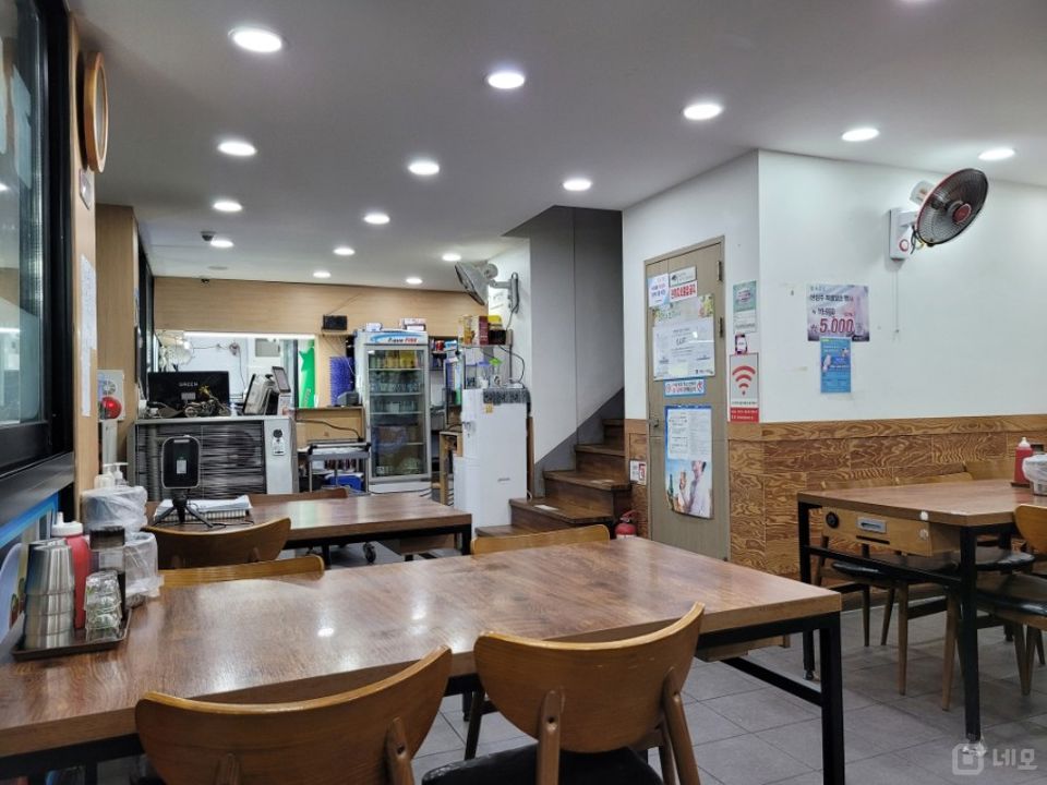 망우동 망우역 역세권, 중심상권 위치해 매출 좋은 횟집 매물의 4번째 사진