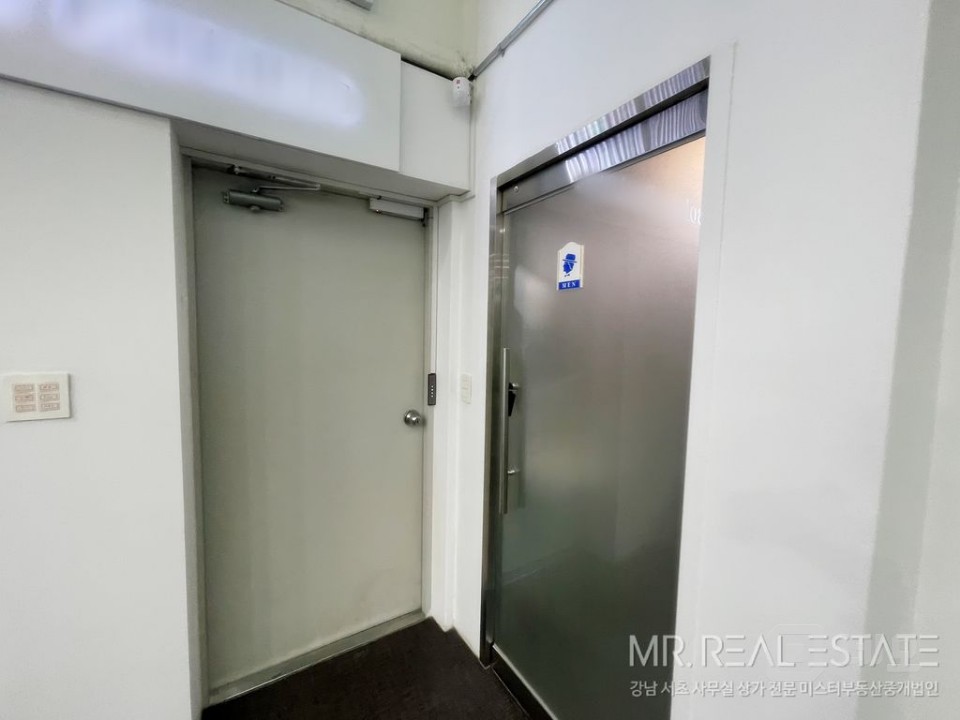 강남역1분.S급인테리어.내외관컨디션ACE.주차가능 매물의 11번째 사진