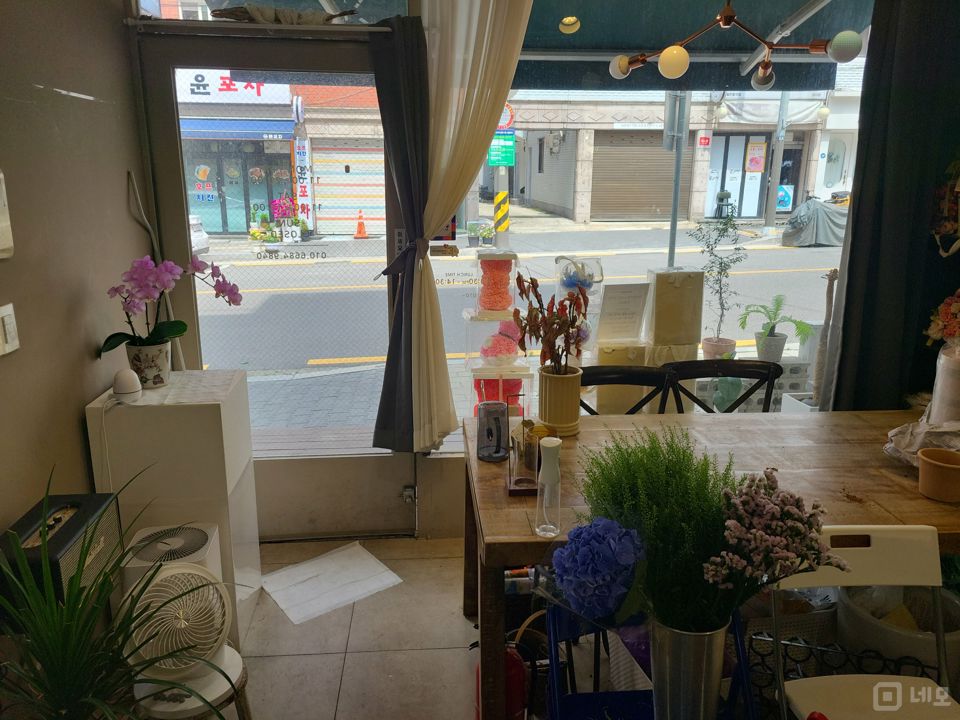 암사동 복합상권에 위치한 꽃집 매물의 3번째 사진