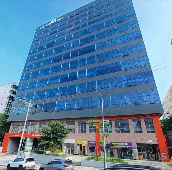 개방감 좋은 지식산업센터 내 깔끔한 공실  매물의 6번째 사진
