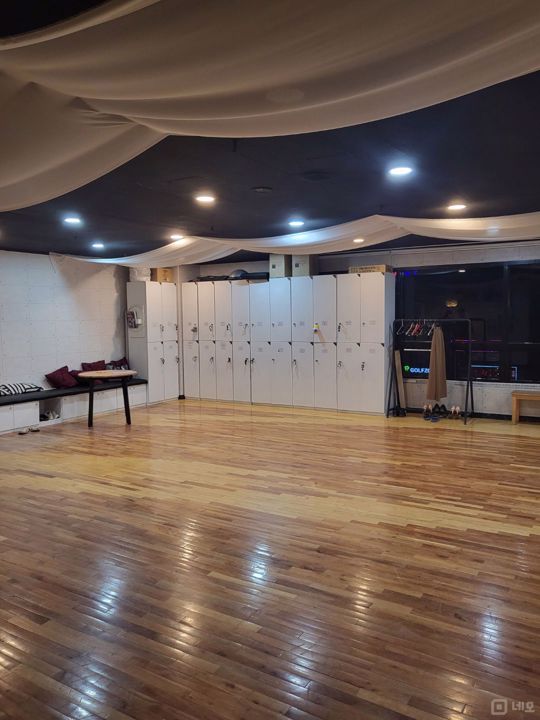 번화가 상권, 유동인구 많은 장항동 매장 매물의 4번째 사진