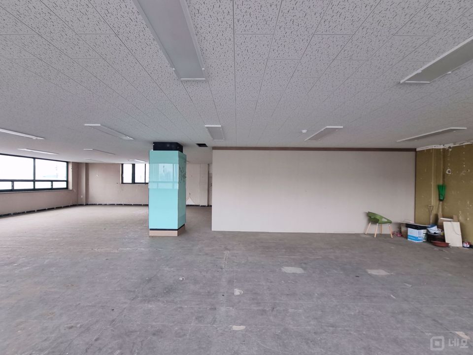 대림동 사거리 대로변 코너에 취한 공실 매물의 4번째 사진