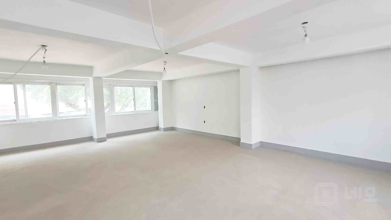 🏫 [답십리역 인근] 리모델링 완료, 즉시 입주 가능! 매물의 4번째 사진