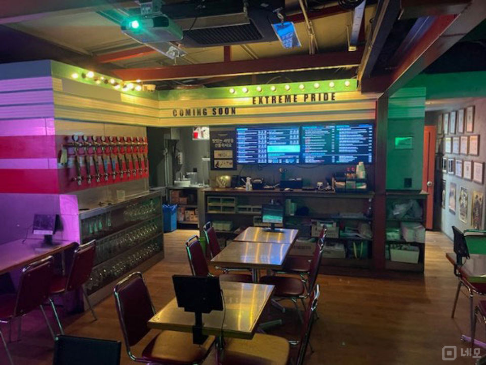 영등포역 역세권, 유동인구 풍부, 인테리어 완비된 맥주호프점 매물의 3번째 사진