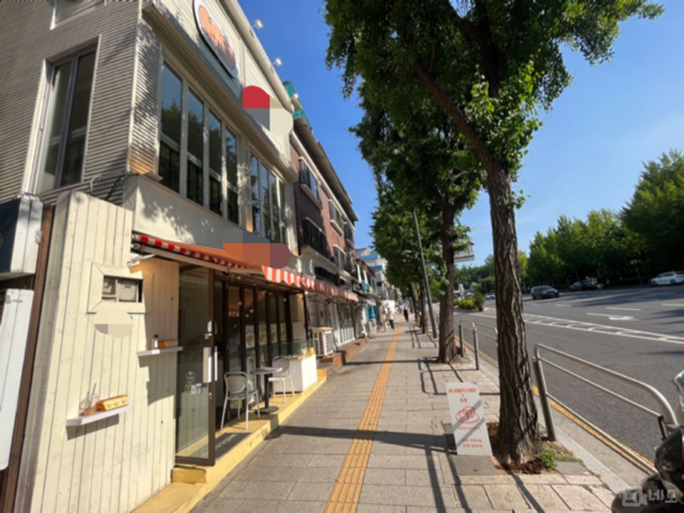 녹사평대로 통임대, 최신인테리어, 카페 집기 일체, 루프탑 매물의 2번째 사진