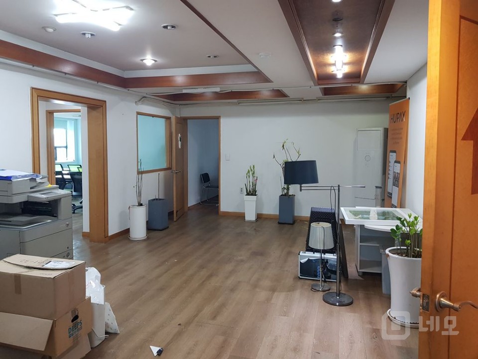중랑구평수대비제일저렴내부칸막이엘베유통베란다법인및쇼핑몰사무실완전강추 매물의 19번째 사진