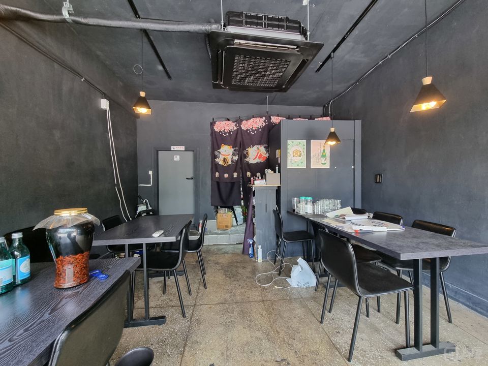 수원역인근 일반음식점 홀과배달모두가능 천정형냉온풍기포함 내부화장실 매물의 3번째 사진