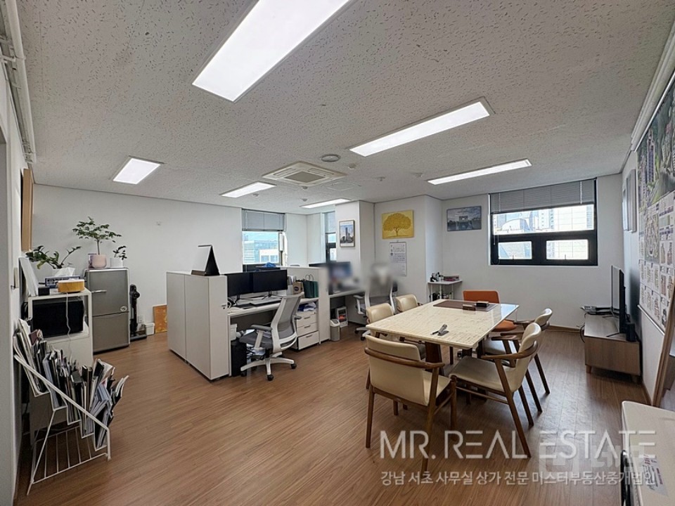 도산대로대로변 대형건물 발렛가능 소형ACE 매물의 1번째 사진