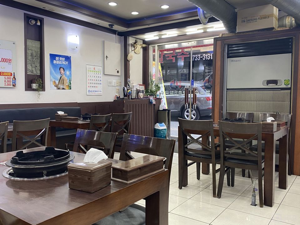 관철동 종각역 역세권, 주방 시설 완비, 매출 좋은 칼국수집 매물의 4번째 사진