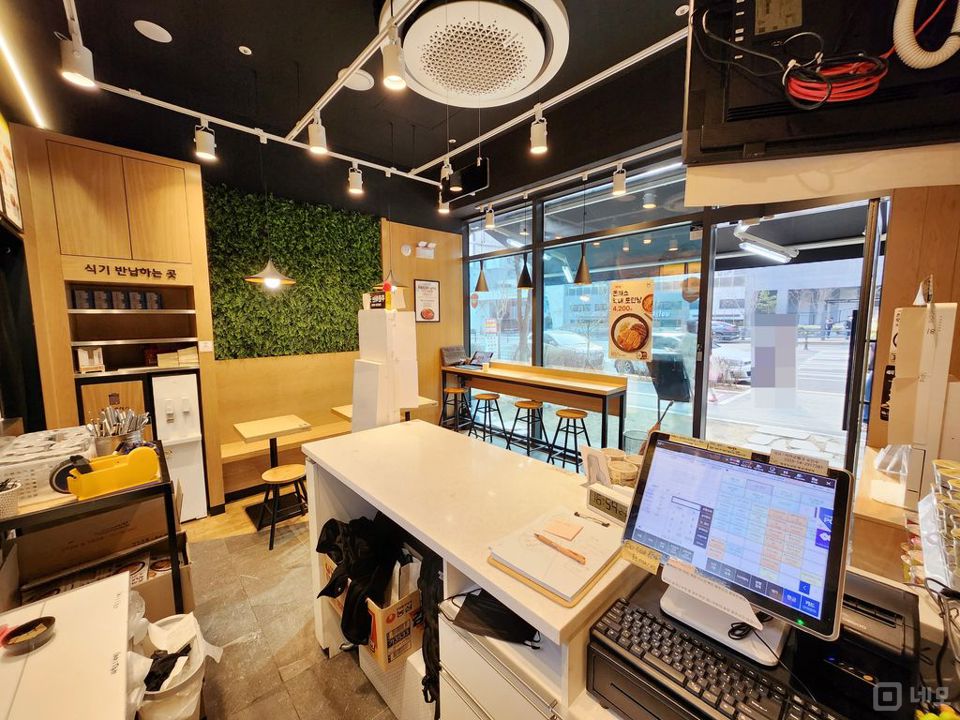 l 한솥도시락 l 파격권리양도 l 항아리상권 l 안정적매출 l 급매 l 매물의 5번째 사진