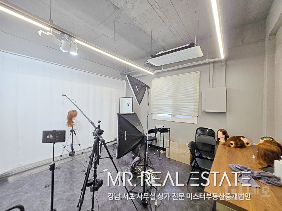 신사역20초.인테리어ACE.주차가능.잠원ACE 매물의 4번째 사진