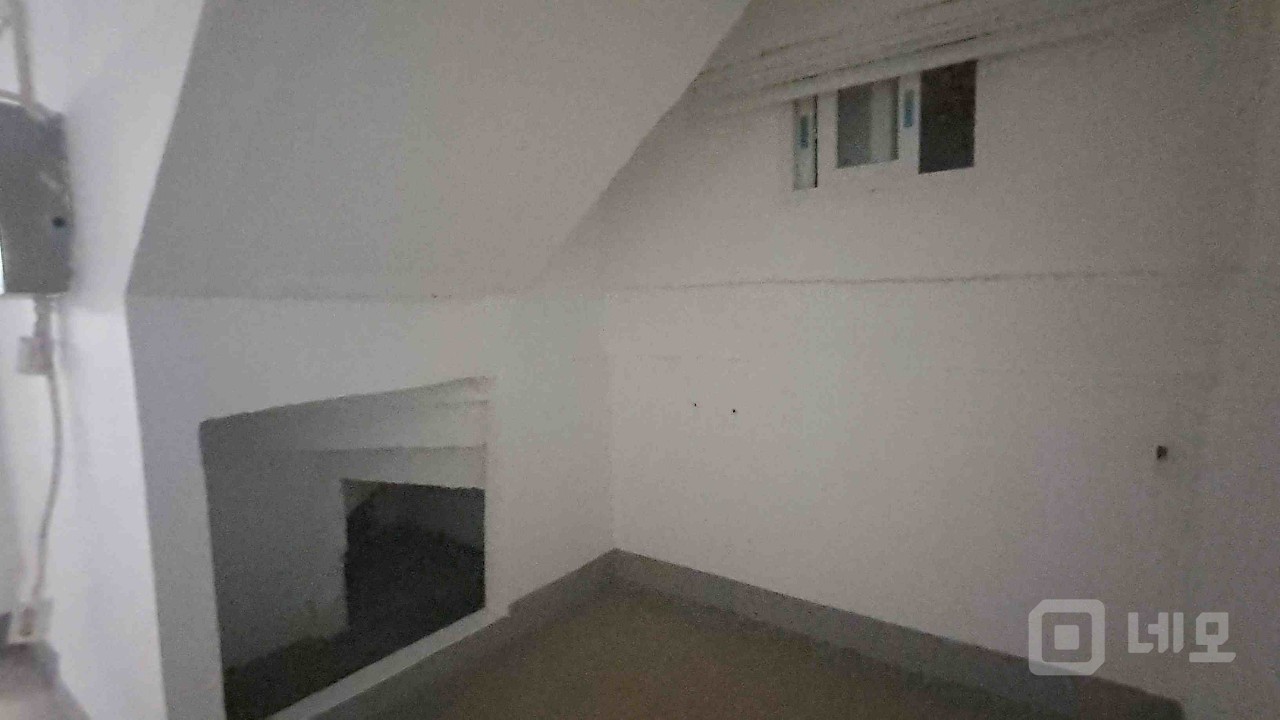 🏭 [답십리역 인근] 리모델링 완료, 저렴한 임대! 매물의 3번째 사진