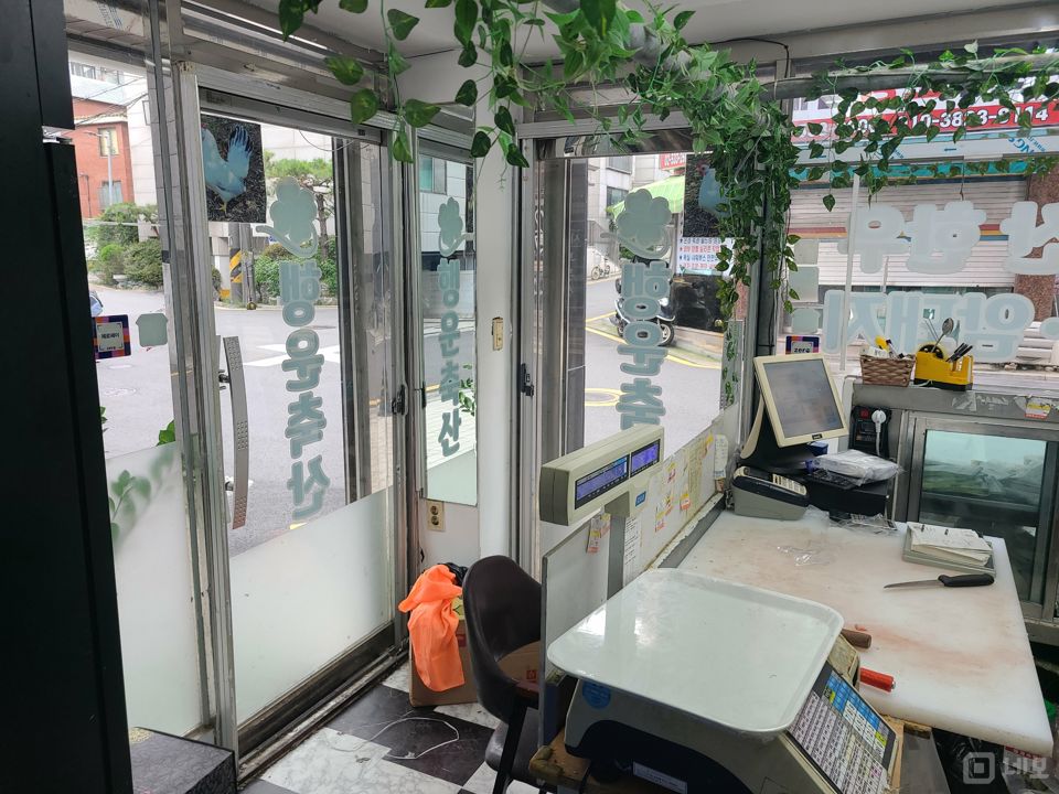 방배동 코너 자리에 위치한 정육점 매물의 5번째 사진