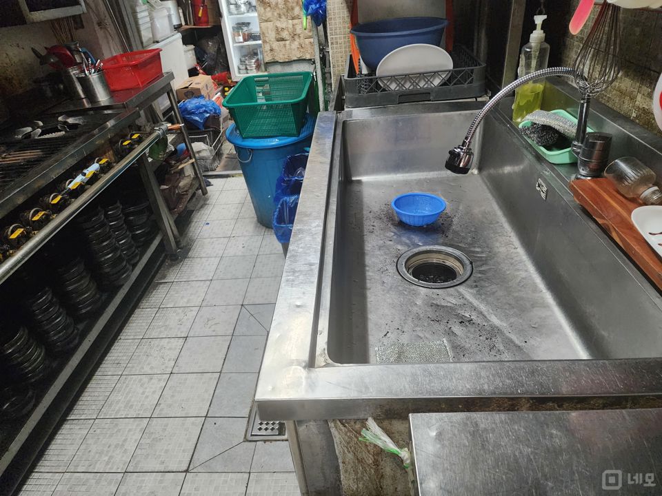 합정역 역세권, 서교동 메인상권에 위치한 1층 고깃집 매물의 4번째 사진